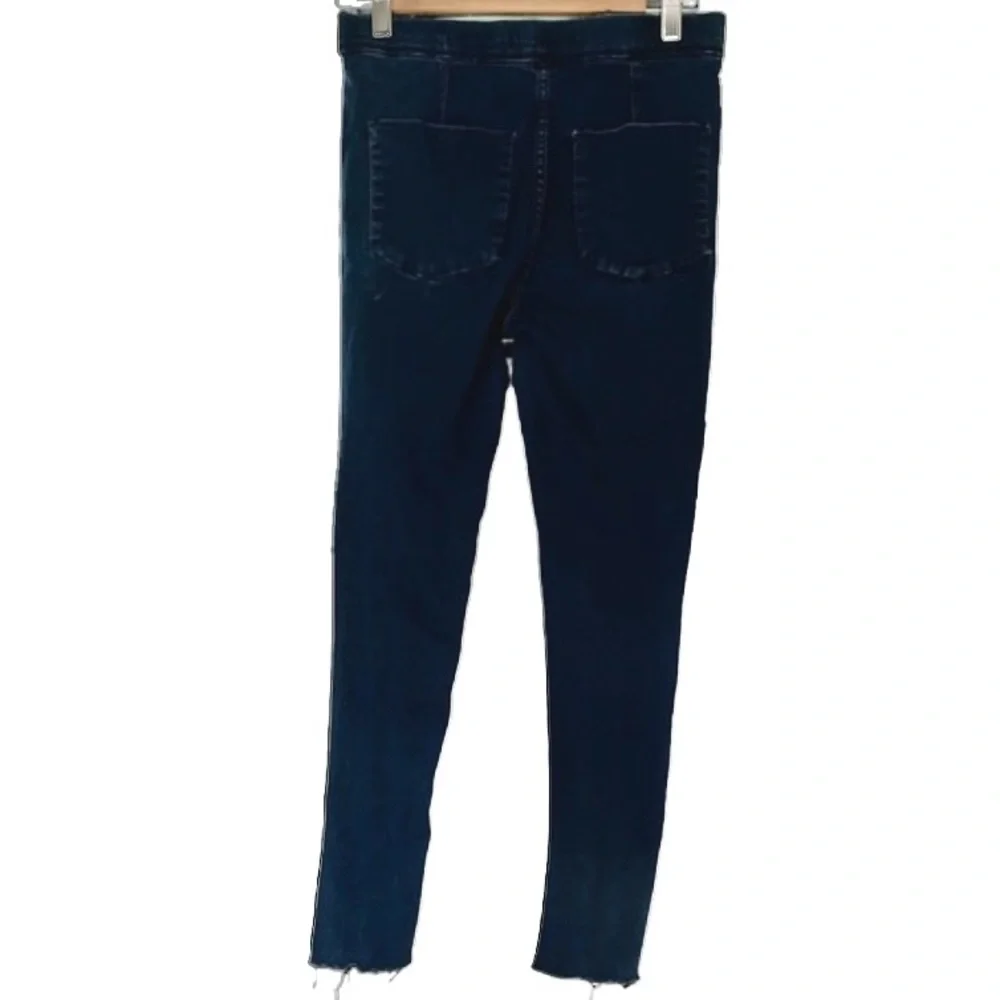 FREE PEOPLE‎ Easy Goes It Pull On Skinny Raw Hem Denim Jeggings